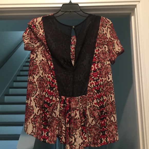 Snakeskin Printed Blouse - Picture 2 of 2